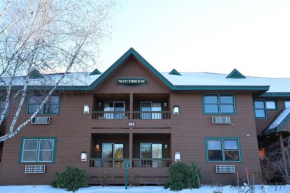 2 Bedroom Deer Park Vacation Rental with free shuttle to Loon Ski Resort, North Woodstock